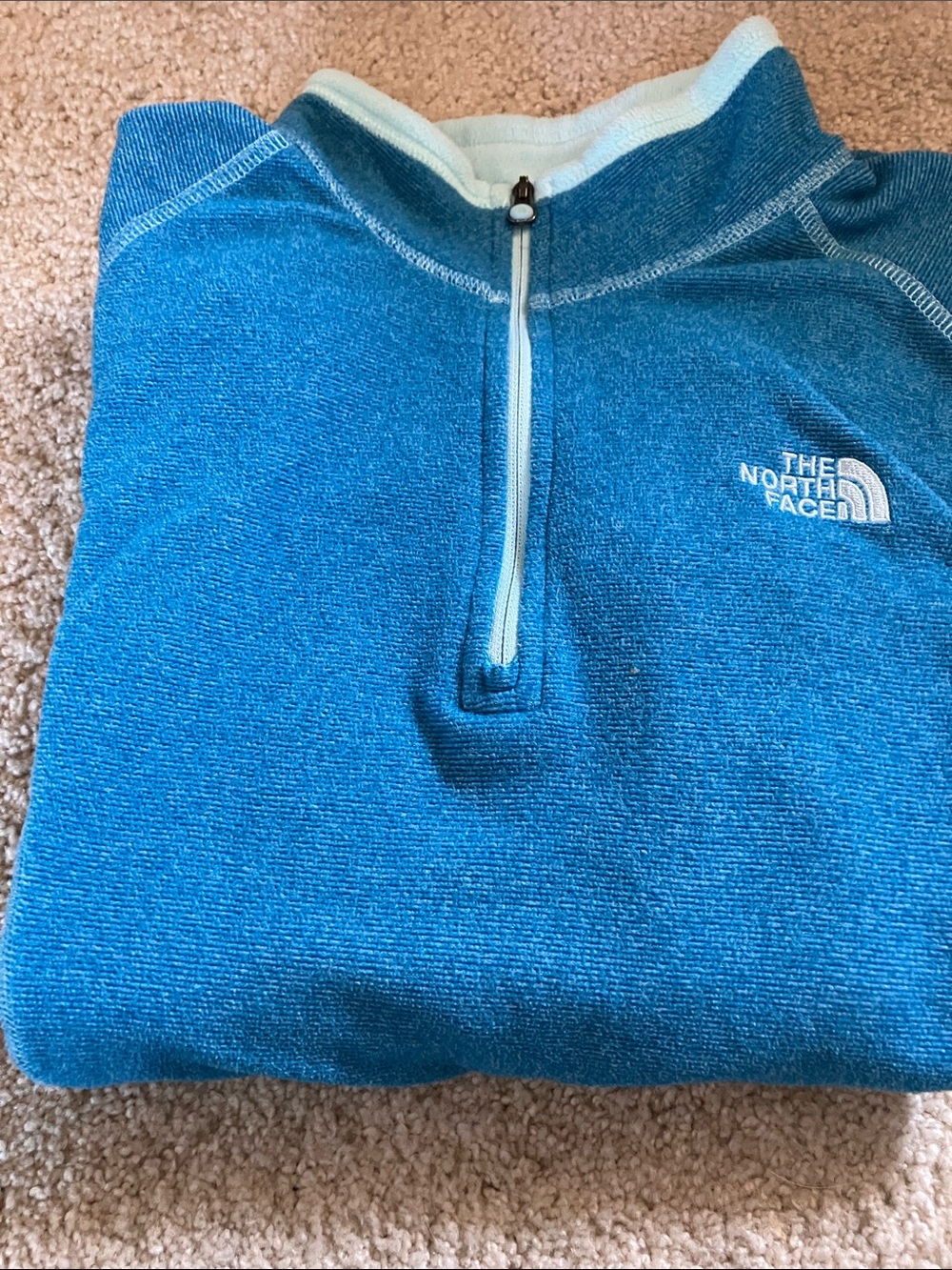 The North Face Women’s Teal Blue Quarter Zip Pullovers